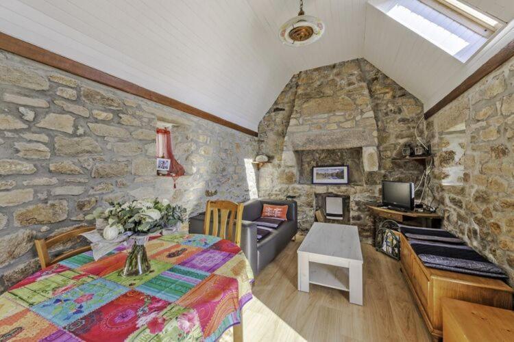 Holiday Home In Plouarzel Exterior foto
